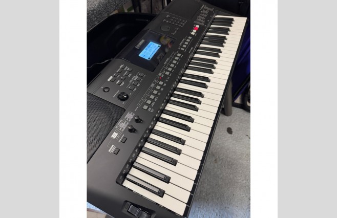 Yamaha PSR-E463 Keyboard, Used (SN:BEYN01197) - Image 4